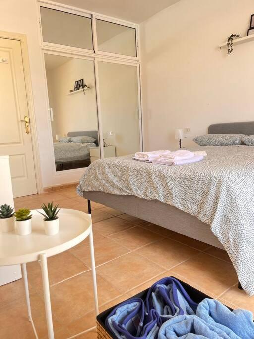 Acogedor Apartamento Con Vistas Al Mar Costa Adeje  Luaran gambar